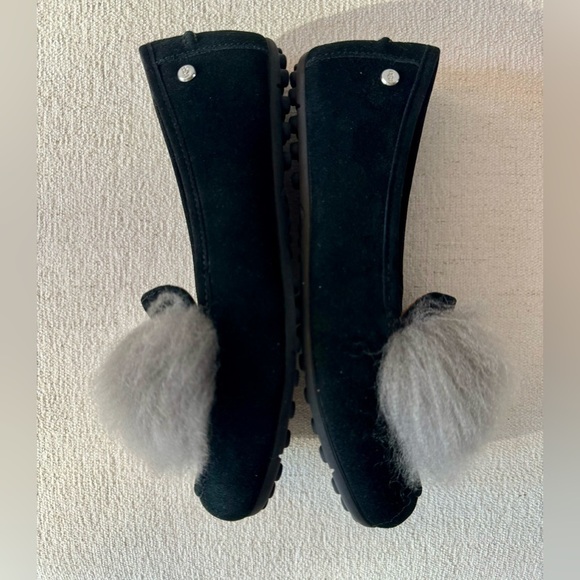 UGG Kaley Wisp Loafers in Black & Charcoal, Size 6 - Picture 5 of 11
